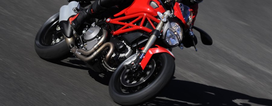 Cropped Ducati_Monster_